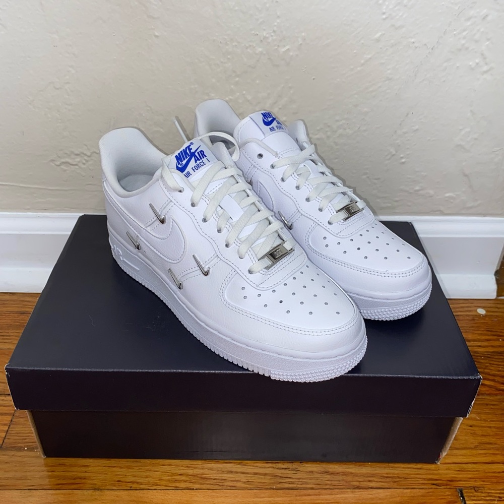 Womens Nike Air Force 1